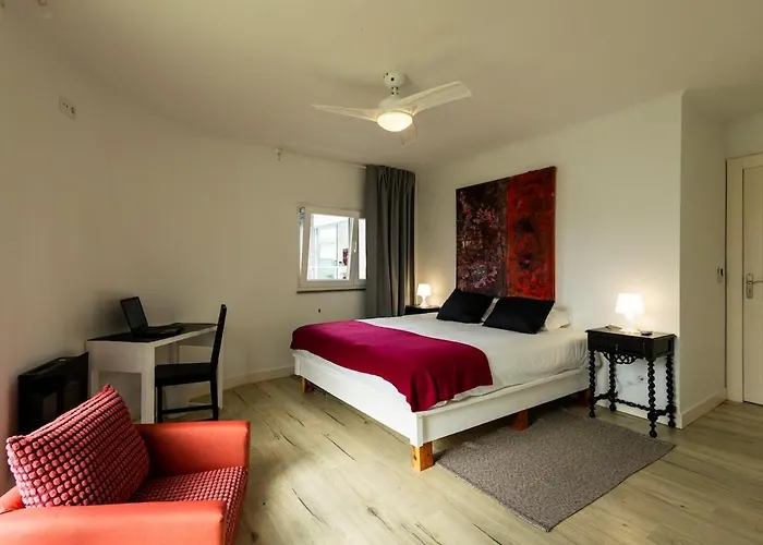 Nyaraló Lapax By *